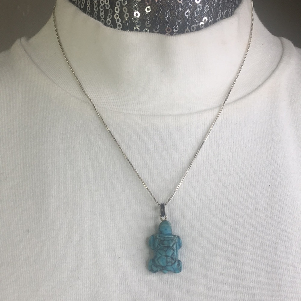 Vintage carved turquoise necklace sterling chain 17"